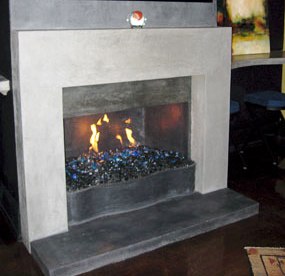 Electronic remote propane fireplace